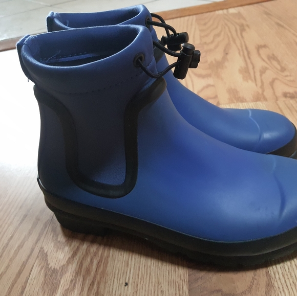 Hunter Short Boots - Picture 2 of 10